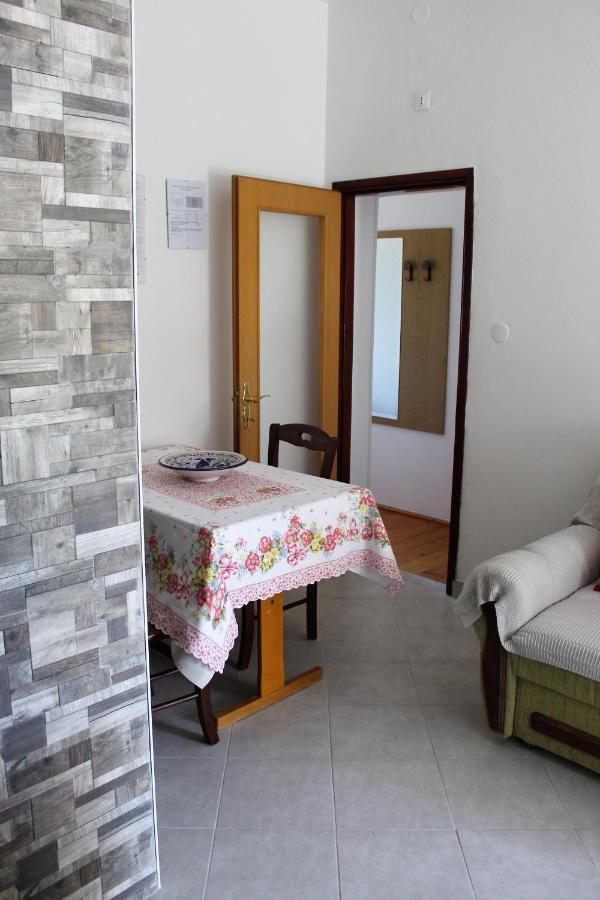 Laura'S Apartment โปเรช ภายนอก รูปภาพ
