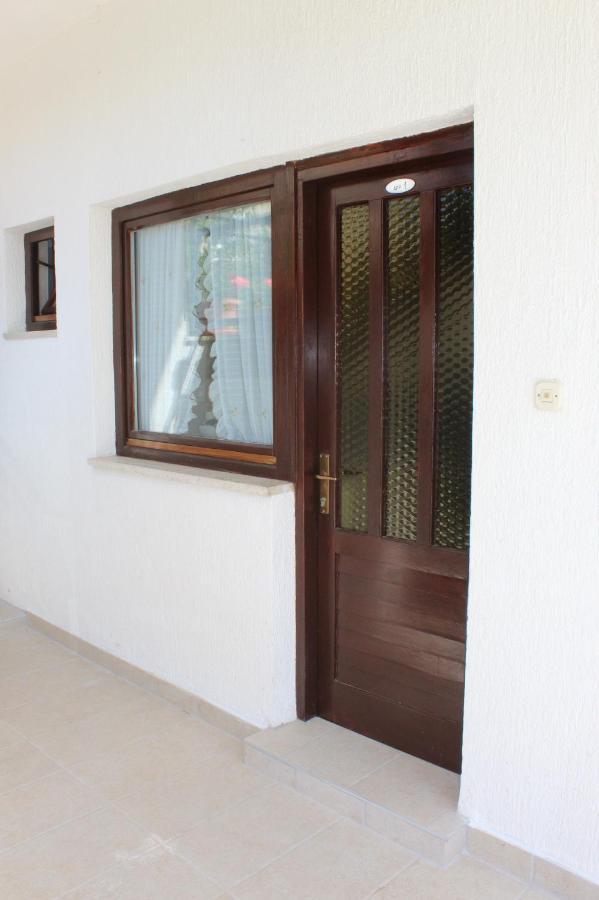 Laura'S Apartment โปเรช ภายนอก รูปภาพ